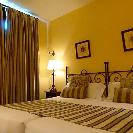 De Reyes Turisticos Szálloda 2*
